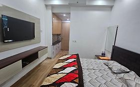 Rekhi Retreat